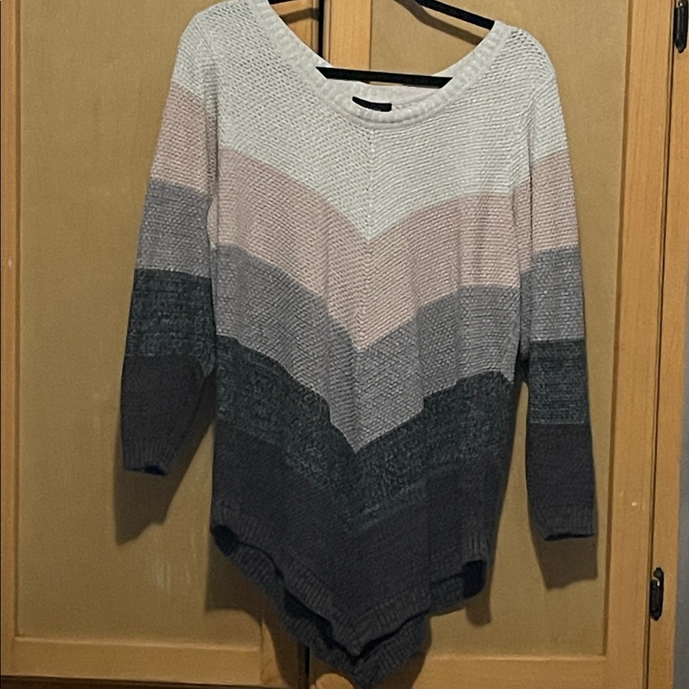 Alyx Women's Chevron Sweater - Gray, Pink, Cream